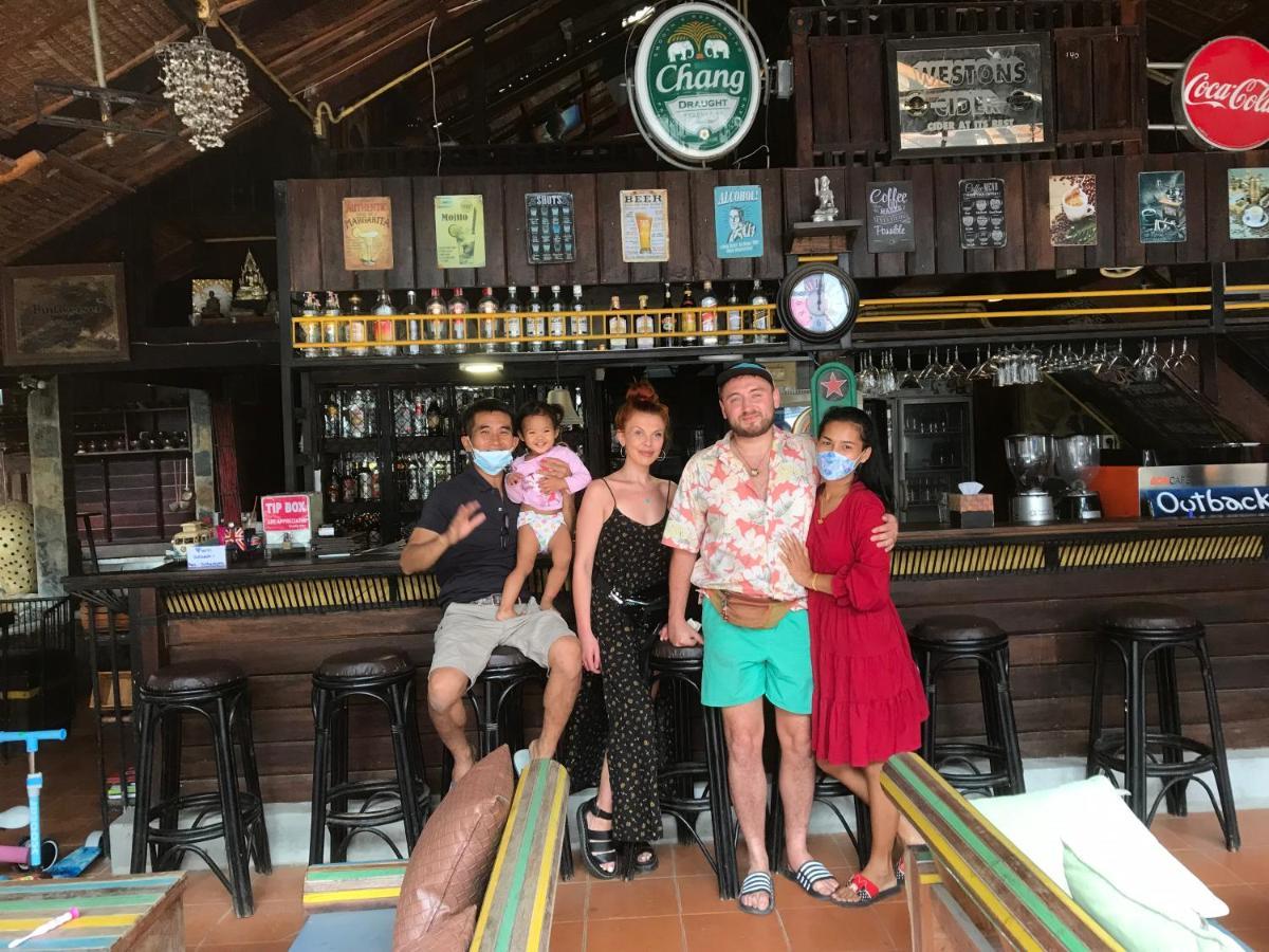 Outback1990 Hostel Haad Rin Bagian luar foto
