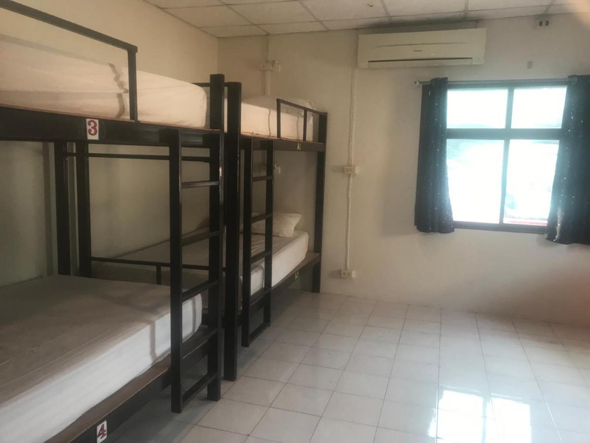 Outback1990 Hostel Haad Rin Bagian luar foto